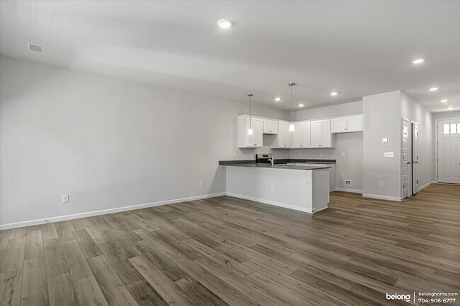 Foto del edificio - 2573 Ruby Dixon Xing Dr