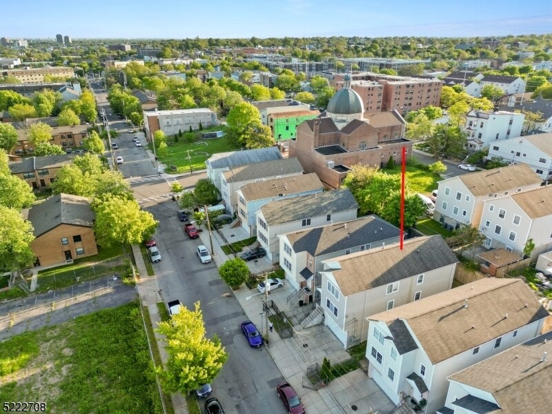 Foto principal - 277 Morris Ave