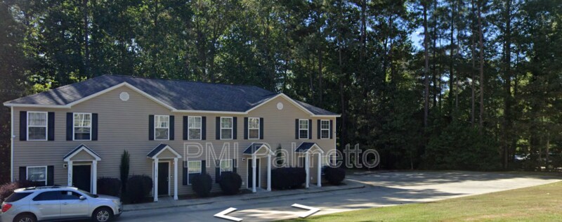 Primary Photo - 1651 Horseshoe Dr