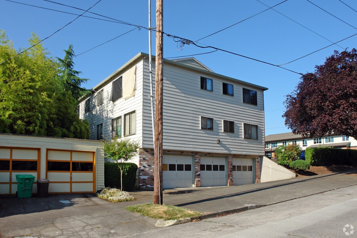 Building Photo - Westchester