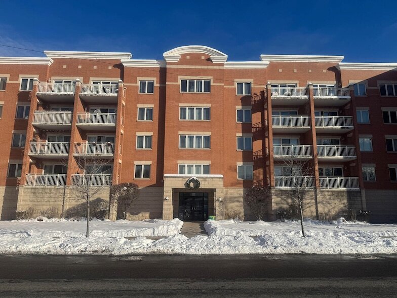 Foto principal - 2919 N Harlem Ave