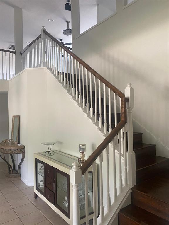 Building Photo - 4615 Pin Oak Creek Ln