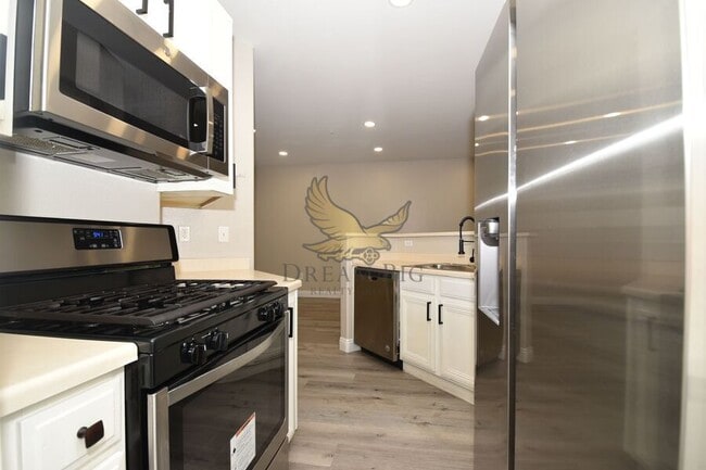 Building Photo - 7155 S Durango Dr