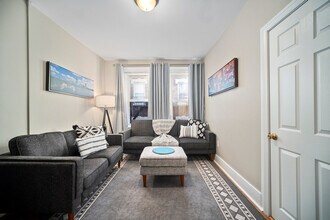 Building Photo - 4 Baldwin Pl