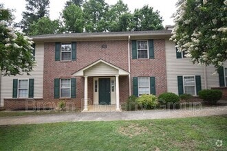 Building Photo - 303 Hinsdale Ave