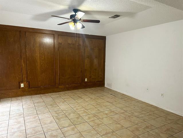 Foto del edificio - 2500 Windy Pine Ln