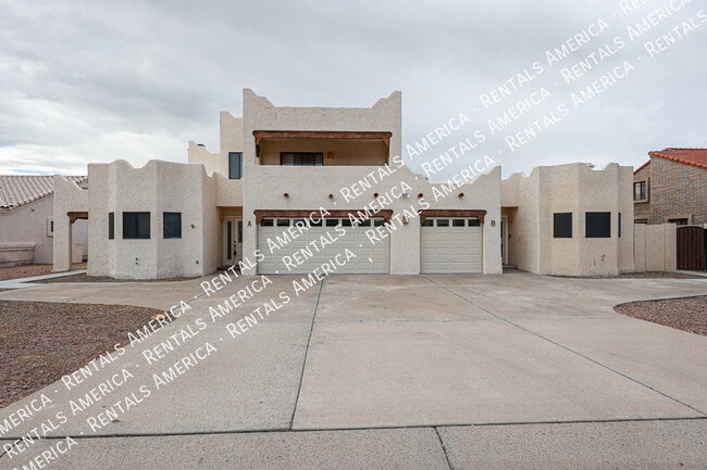 Building Photo - 16927 E Sabinas Dr