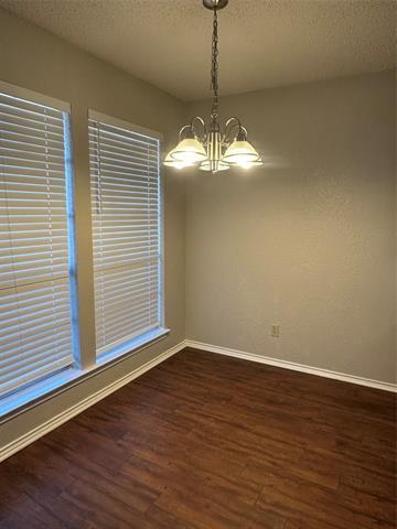 Foto del edificio - 8129 Foxfire Ln