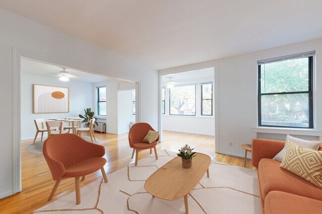 Foto del edificio - 5508 S. Cornell Avenue