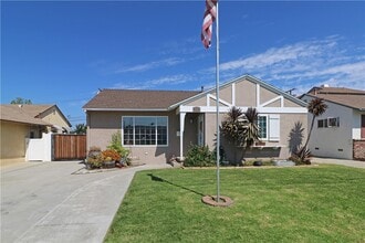 Building Photo - 412 Catalpa Ave