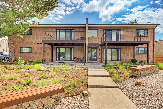 Foto del edificio - Courtyard at Sloans Lake