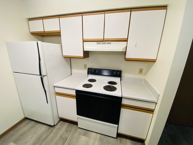 Building Photo - 345