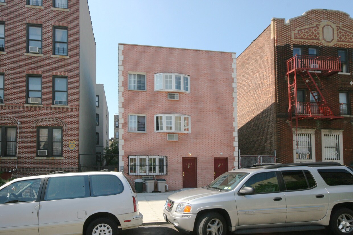 Foto del edificio - 1508 Park Pl