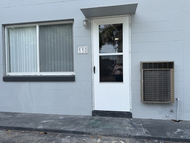 Photo - 825 N Primrose Dr Townhome