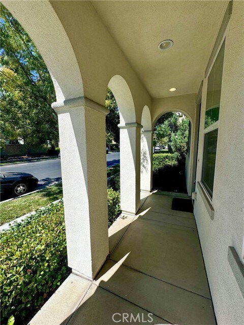 Building Photo - 31871 Domenoe Way