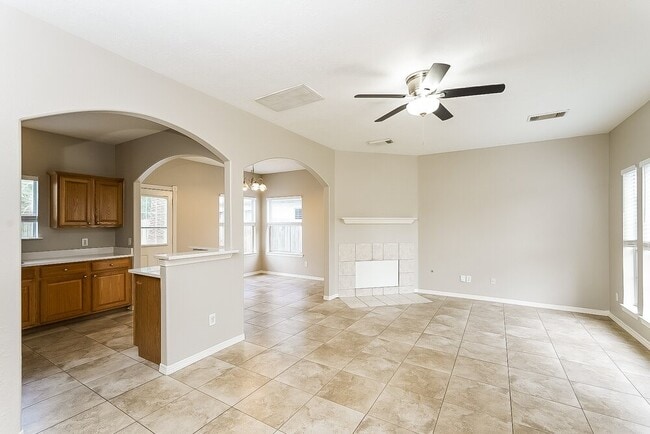 Building Photo - 26622 Cypresswood Dr