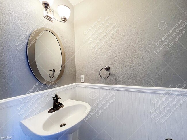Foto del edificio - 2 br, 1.5 bath Townhome - 12341 Country Wh...