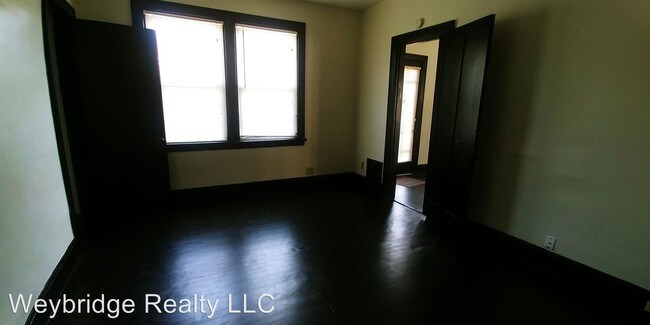 Building Photo - 1031 Lockman Ave