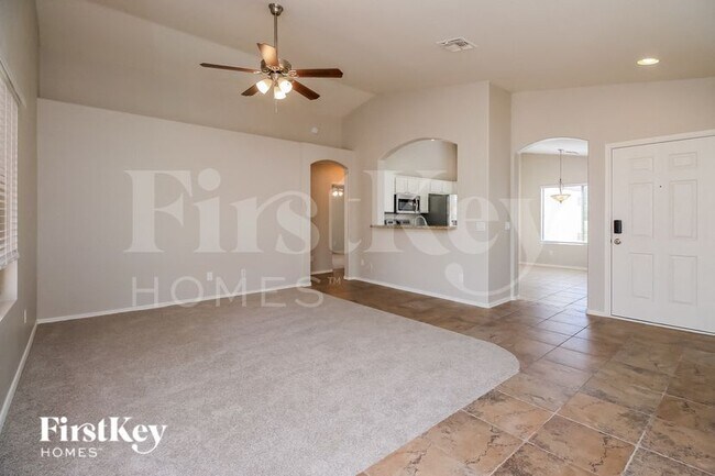 Foto del edificio - 1921 S Silver Dr