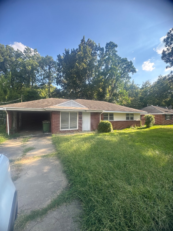Building Photo - 1048 Lynwood Dr
