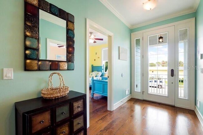 Building Photo - 4808 Gulf Dr