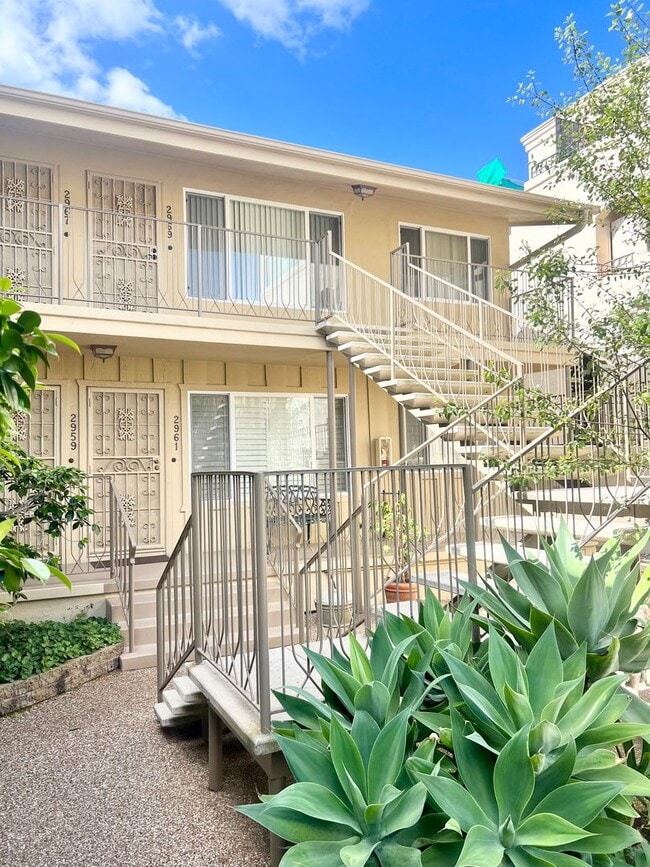 Building Photo - La Playa 1 bedroom, 1 bath Walking Distance to Bay & Point Loma Village