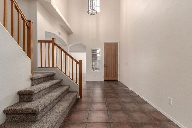 Building Photo - 4618 E Brilliant Sky Dr