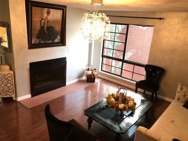 Living room - 230 Bethany Rd