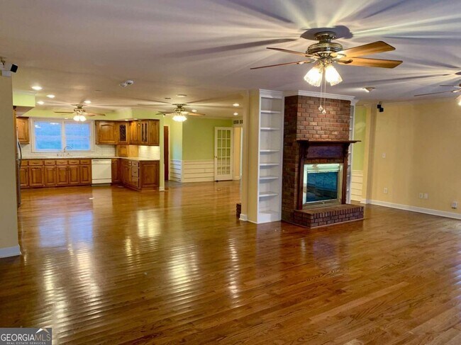 Building Photo - 2650 Sheffield Ct