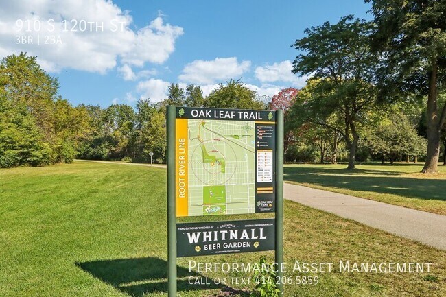 Foto del edificio - Charming 3BR Colonial Home