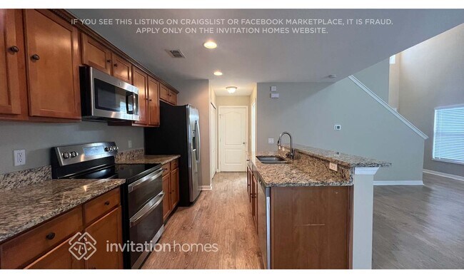 Building Photo - 2119 Portcastle Cir