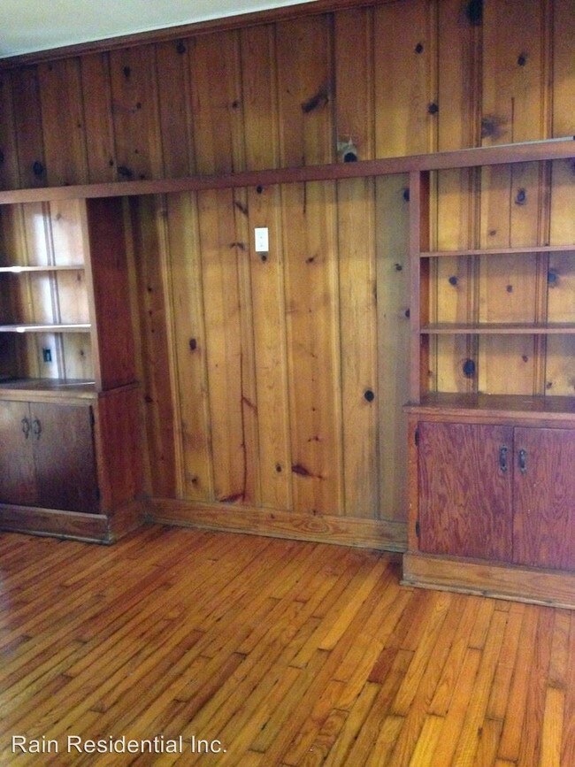 Building Photo - 2 br, 1 bath House - 145 Gill Ave