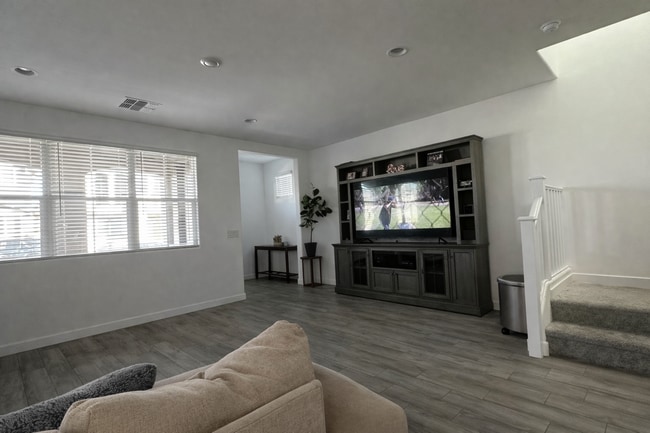 Foto del edificio - 3336 S Lotus