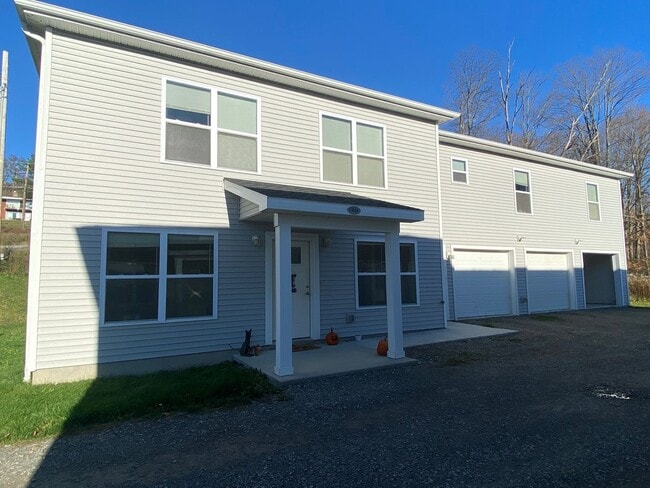 Building Photo - 103 Wiedmaier Ct