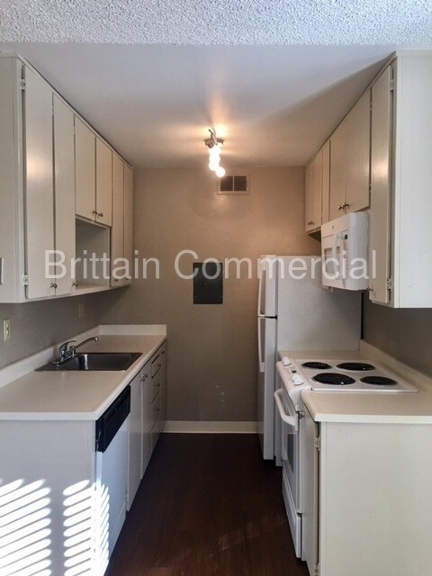 Primary Photo - 2818 O St