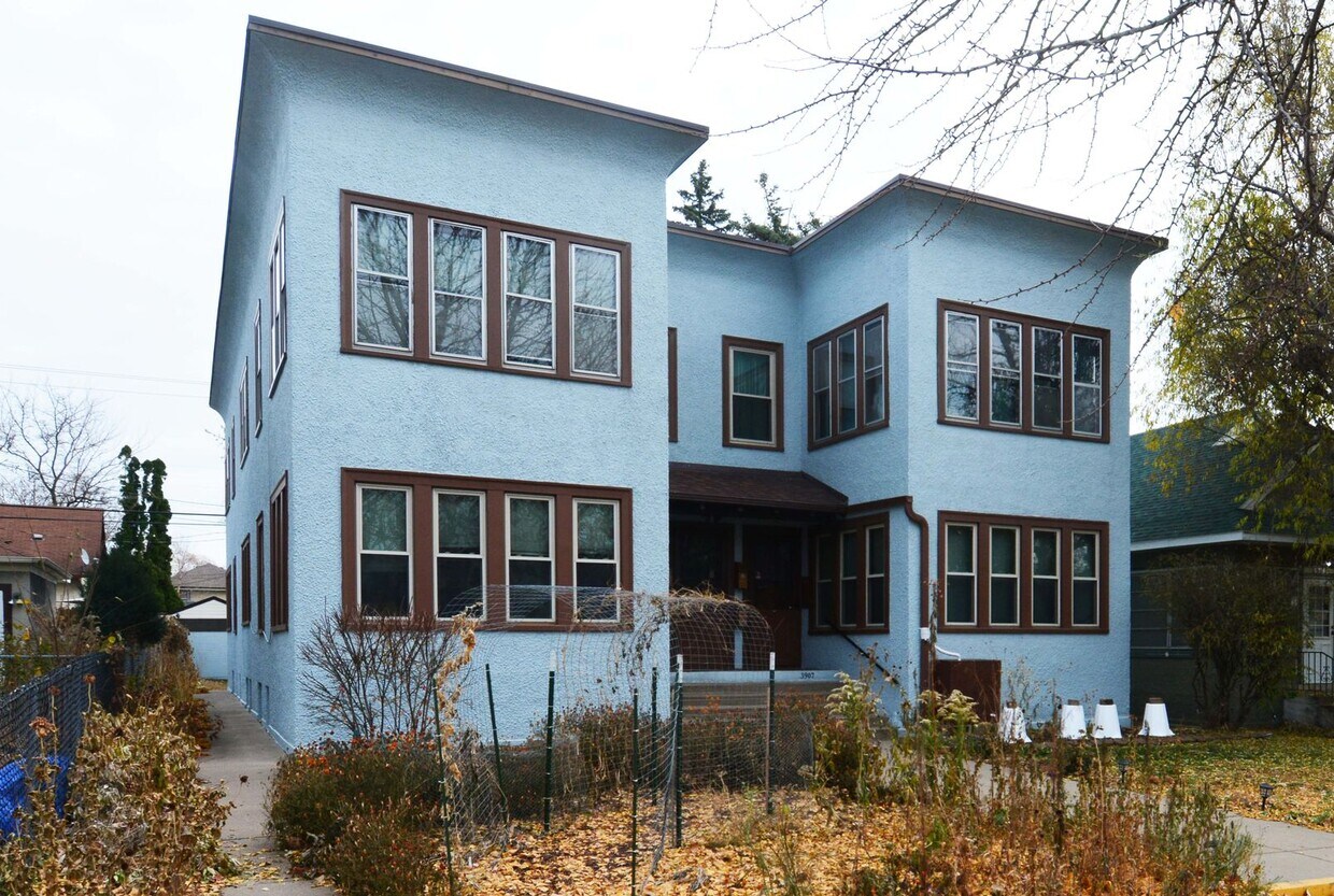 Primary Photo - Charming, Fully Furnished 2BR Condo – All Utilities Included!