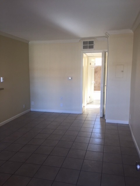 Foto principal - 5112 Sepulveda Blvd