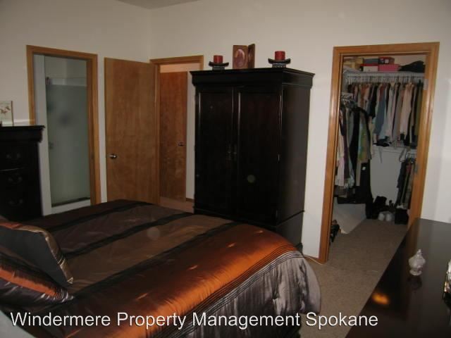 Building Photo - 1022 Fox Ridge Rd