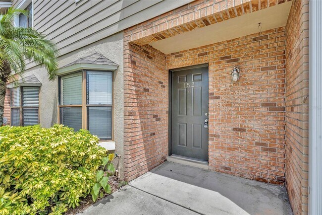 Foto del edificio - Great Winter Park Townhome