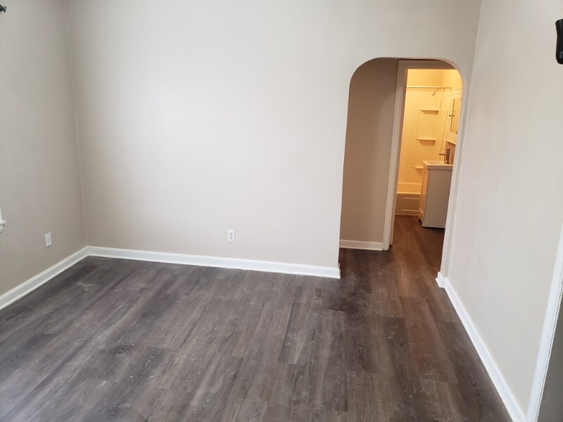 Foto principal - 123 N Walnut St