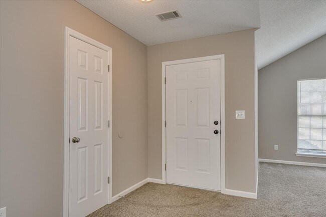 Foto del edificio - 2719 Davis Mill Rd