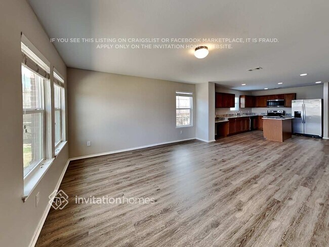 Foto del edificio - 602 Azalea Dr