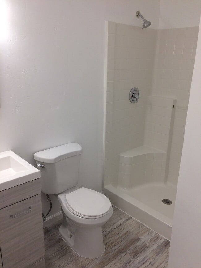 Building Photo - 7700 Devon Ct