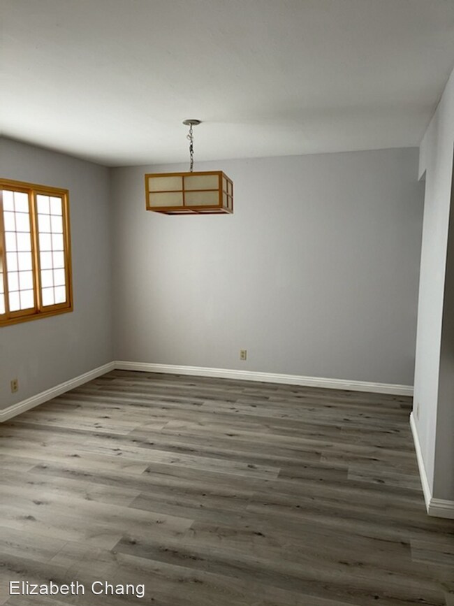 Building Photo - 3 br, 2.5 bath House - 1814 Pepper Street....