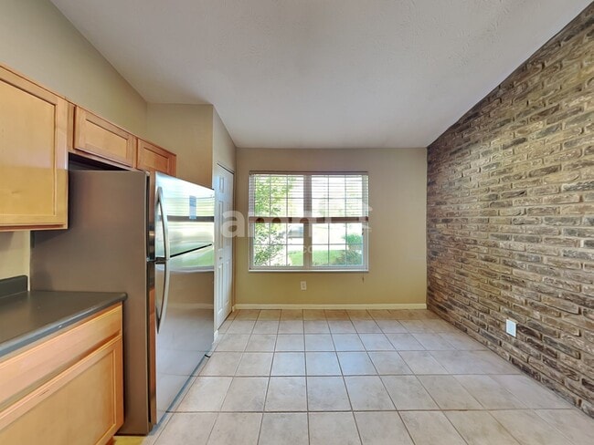 Building Photo - 7777 Haverhill Lane