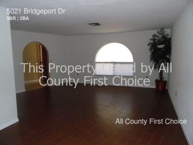 Building Photo - 5021 Bridgeport Dr