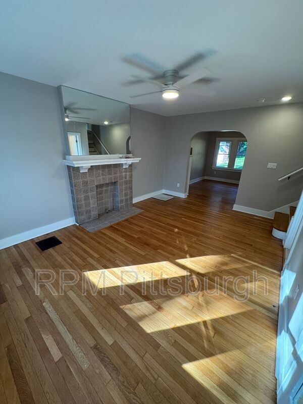 Foto del edificio - 107 N Meadowcroft Ave