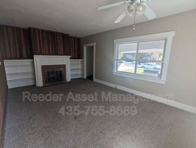 Building Photo - 615 E 600 N