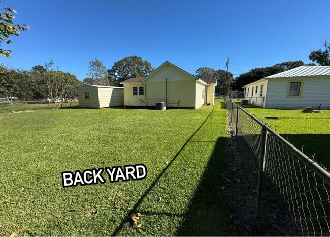 Building Photo - 117 Norma Ave