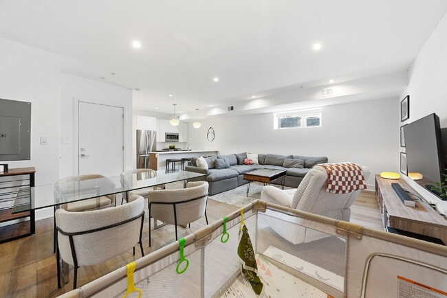 Photo - Light-Filled Luxury Condo with Designer Finishes